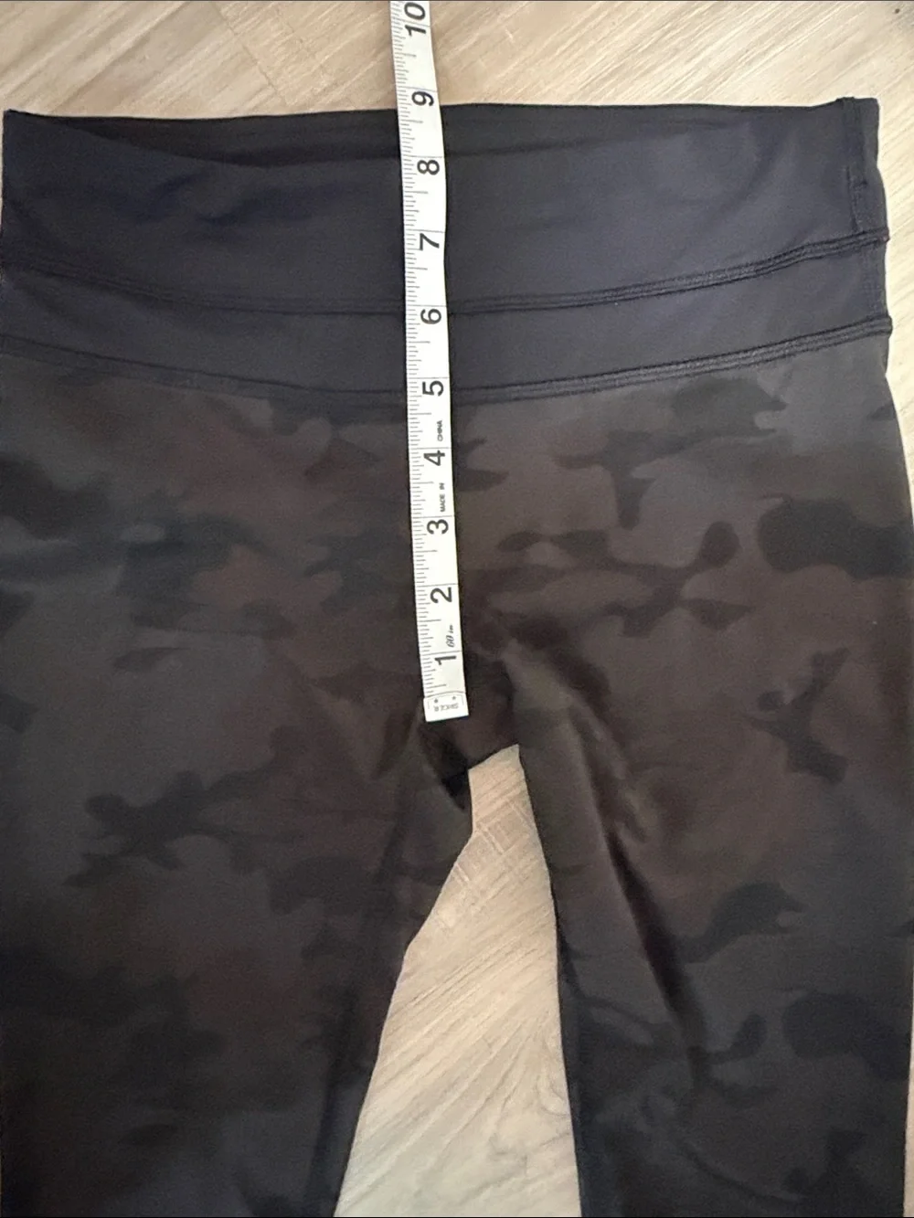 lululemon athletica euc hardly